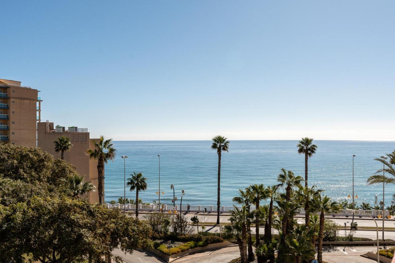 Appartement Benalmadena Beachfront Retreat Big Balcony And City Sea Views Extérieur photo
